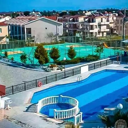 Rezervasyon Yapma Tesisi Kiralik Degil Apartamento Didim